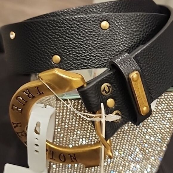True Religion Botton Down Logo Horseshoe Buck Belt main image 8